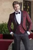 Burgundy Jacquard Mężczyźni Wedding Tuxedos Black Shawl One Button Groom Tuxedos Men Wedding Dinner Darty Dresjacket Pants Tie V318U