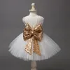 2022 Sparkly Seqyined Bow Robe De Fille De Fleur Courte Dentelle Appliqued Fomal Litlle Robes De Fille Pas Cher Tulle Princesse Fille Anniversaire Robe De Mariage