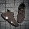 дешево продажа для мужчин, женщин уличной обуви тройных серого черного коричневого сохранить тепло комфортно Trainer дизайнера кроссовок размера 39-44