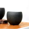 Einfache Hotel-Zen-Teetasse, elegante kleine Teeschale aus Keramik mit Persönlichkeit, alte vegetarische Teetasse, Teezubehör aus schwarzer Keramik