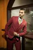 Brand New Red Slim Fit Groom Tuxedos Peak Lapel Groomsmen Mens Bröllopsklänning Fashion Man Jacka Blazer 3piece Suit (Jacka + Byxor + Vest + Tie) 77