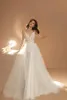 2020 Boho A-ligne Robes de mariée Spaghetti Strap sans manches en dentelle appliquée perlée Bow robe de mariée sur mesure balayage train Robes De Mari￩e