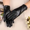 Mode - Gants en similicuir pour femmes Mode Nouveaux gants de conduite chauffants en PU en peluche Vente en gros