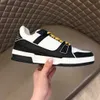 DHL Gratis frakt 20Ss Hot Sale Mens Designer Trainer Sneakers Luxury Designer Skor Men Mode Läder Casual Sko med Box Storlek 38-44