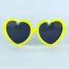 DHL Gratis Ship Love Heart Kids Solglasögon Söt hjärtan Form Frame Fashion Sun Glasses UV400 6 Färger
