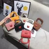 Mor och barn handväskor 2019 het försäljning mode koreanska tjejer mini prinsessa plånböcker härliga hjärta väskor tote kedja cross-body väskor gåvor