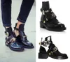 Sıcak satış-siyah kadın ayakkabılar gerçek deri ayak bileği motosiklet botları gladyatör bootie daireler kesme kare topuk toka bot mujer sapatos