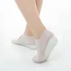 2019 nouvelles chaussettes d'augmentation de hauteur invisibles coussinets de talon semelles intérieures en Silicone transparent protecteur de soins des pieds femmes hommes insert anti-dérapant 2/3/4 cm