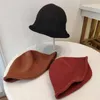 Nouvelle mode automne hiver femmes casquettes de pêcheur femme britannique sertissage seau chapeaux rue tendance casquette femme Stingy Brim chapeaux