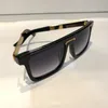 Luxury-0078 Sunglasses For Men Fashion Brand Design Wrap Sunglass Square Frame UV Protection Lens Carbon Fiber Legs Summer Style Top Quality