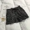 Kvinna designer sportshorts leopard print casual shorts kvinnor bär lös vild hög midja hip bredben heta byxor sexig lyx mode varm försäljning