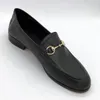 Mulheres Clássicas Mulheres Flat Designer Sapatos Sapatos 100% autênticos Caçadeira Metal Fivela Lady Letra de couro Casual Mulas Princeto Homens Tropy Lofers preguiçosos Grande Tamanho 34 ----- 46