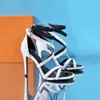Sıcak Satış-Elbise Ayakkabı Elbise Ayakkabı Patent Buzağı Deri Geri Çağrı Sandal Deri Taban 10 Cm / 4 Inç Topuk Yüksek Topuklu Sandalet
