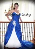 Royal Blue and White Gothic Wedding Dresses 2019 Vintage Sweetheart Lace Stain Lace-up Corset Church Garden Bridal Wedding Gown215f