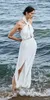 Vestidos de casamento Bohemian 2020 Sexy Halter frente Dividir vestidos de noiva Simplesmente Praia Backless Chiffon Um vestido de casamento da Linha