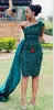 Två stilar sjöjungfru brudtärna klänningar afrikanska spets applikationer plus storlek piga av ära klänning en axel se genom bröllop gästklänning