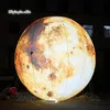 Kundenspezifische Beleuchtung, aufblasbarer Mondplanet, LED-Satellit der Erde, gelber Supermond-Ballon für die Deckendekoration des Veranstaltungsortes