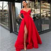 2019 robes de soirée rouges sexy sur l'épaule avec des robes de bal fendues longueur de plancher femmes vêtements de fête