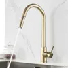 Pull ouro escovado torneira da cozinha água quente e fria Faucet Para Cozinha Out Mixer Guindaste 2 Função Bico de água Mixer