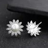 Vente en gros - Mode populaire de luxe Classic Classic Diamond Sun Flower Pearl S925 Sterling Silver Stud Boucles d'oreilles pour femme