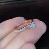 Rose Gold Diamond Ring Crystal förlovningsringar för kvinnliga bröllopsringar sätter modesmycken