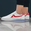 G n shijia mode skor kvalitet ko läder mikrofiber eva gummi botten vit röd 88 löparskor sport sneaker