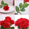 Guirnaldas de flores decorativas Flores de rosa de seda artificial-12 PCS Rosas rojas Fake Real Press Nupcial Boda Bouquet para decoración del hogar