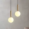 Lampada a sospensione moderna Lampadari a sospensione con paralume in vetro dorato di lusso per l'illuminazione della decorazione della camera da letto della sala da pranzo