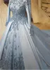 ビンテージサテンハイカラーAラインブルーアラビアのウェディングドレスの長袖のビーズのレースのアップリケドバイイスラムの女性控えめなブライダルガウン