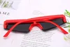 Solglasögon för män Kvinnor Luxury Herr Solglasögon Solglaser Trendiga damer Spegel Sun Glasögon unisex designer solglasögon 9k8d006