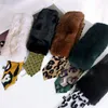 Kvinnor vinter faux päls halsduk leopard print söt boll krage sjal tjockna varmare halsdukar wraps