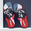 nyaste designers sandal tofflor blå röd svart stripe mode design män kvinnor klassiska damer sommar utomhus strand flip flops