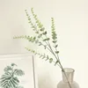 5 Gabeln Kunststoff Eukalyptus Simulation Zweig Display Blume Zuhause Hochzeit Dekoration künstlicher Blumenstrauß gefälschte Pflanze Blumenwand