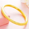 Einfacher einfacher Stil Klassischer Frauen Armreif 18 Karat Gelbgold gefüllt Hochzeit ungeöffnet Armband Feste Schmuck Drop Shipping