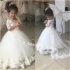 Bola vestido lindo Renda Vestidos Flower Girl para casamentos Pérolas Meninas Pageant Vestidos Trem da varredura Tulle Primeira Comunhão Vestido FG1253