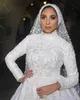 Klassische Spitze Muslimische Brautkleider 2019 Langarm Stehkragen Applizierte Spitze Brautkleider A-Linie Sweep Zug Vestido De Novia