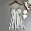 Kvinnor Nattklänningar Sexig Nightwear Lace Patchwork 2019 Underkläder Nighty Wedding Silk Dress Sleep Wear Nightdress Kläder