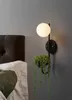 Nordic Yeni Tasarımcı Retro Yatak Odası Cam Top Bitki Dekorasyonu LED Duvar Lambası Başucu Restoran Duvar Işık Armatürleri 5689511