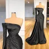 Elegante Abendkleider One-Shoulder-Lange Ärmel Spitze Perlen Satin Ballkleider 2021 Maßgeschneiderte High-Side-Split-Kleidung für besondere Anlässe