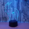 10pcs 3D Illusion Illusion LED Rave Toy Night Lampa 7 RGB Kolorowe światła zasilane z 5. bateryjnym pojemnikiem na guziki fabryczne hurtowo