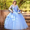 ضوء السماء الأزرق الدانتيل الكرة ثوب فساتين quinceanera الخامس الرقبة مطرز طويلة الأكمام الحلو 16 اللباس تول تول قطار الاجتياح مطرزة تنكر أثواب