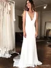 Fantastisk smal sexig bohemisk bröllopsklänning V-ringad spets applicerad strand boho brudklänning öppen rygg plus storlek anpassad vestidos de marie