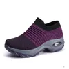 35-42 وسادة الهواء الملونة أحذية اللياقة البدنية النسائية المضادة للإرهاق أحذية المشي انزلاق على أحذية رياضية مختلطة جورب الحذاء Z2264A