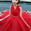 Décoration de voiture créative poupée de mariage mariage à la main mariage dentelle poupée décoration décoration jouet fausse couronne de fleurs