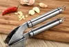 Rostfritt stål Vitlök Press Crusher Ginger Tool Kök Handrörelse Mincer Vitlök Peeler Ginger Crusher 100pcs