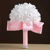 Bouquet romantico damigella d'onore fatto a mano con fiori nuziali in schiuma di rosa, damigella d'onore in raso bianco
