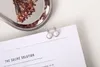 Hurtownie-bardzo piękna moda luksusowy projektant słodki błyszczący diamentowy rhinestone eleganckie perły stadniny kolczyki dla kobiety srebrny szpilka