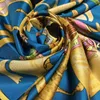 Moda: primavera y otoño 100% material de seda 90 cm * 90 cm bufandas cuadradas estampadas en tres colores para mujer