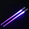 LED Lightsaber Chopsticks Reusable Light Up Tickstick Kitchen Party Tableware創造的な耐久性のある輝く箸ギフト235D