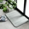 Hot 40*60cm Striped Bath Mat Bathroom Carpet Water Absorption Rug Shaggy Memory Foam Bathroom Mat kitchen Floor tapis salle de bain